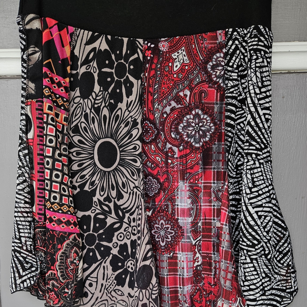 30" X 18" Multicolor Patterned Women's Skirt (Gb3)